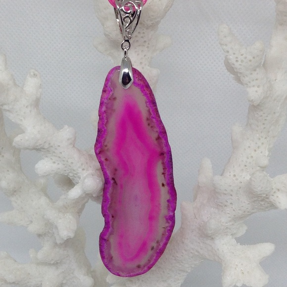 Handcrafted Jewelry - Agate Slice Necklace on Waxed Cotton Cord